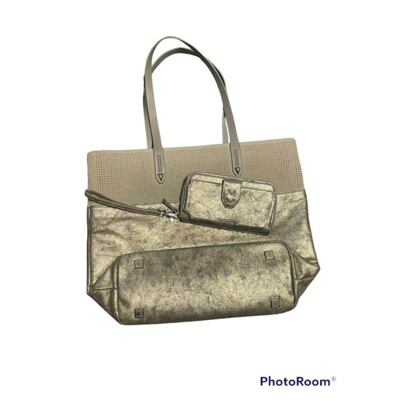 Stella & Dot Hudson Tote Handbag + Madison Tech Wallet - Picture 1 of 9